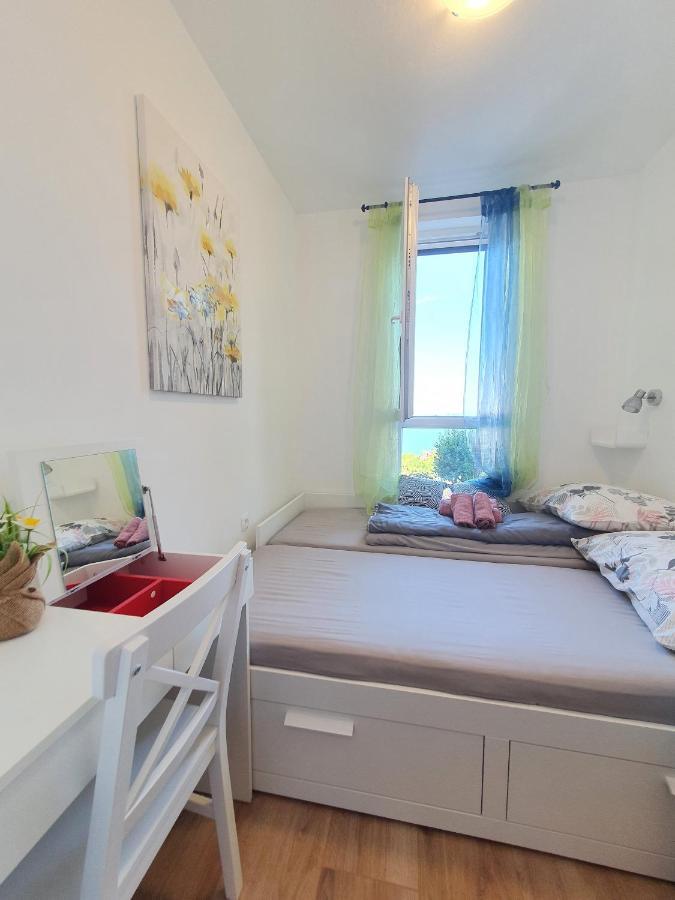 Studio Apartman Fredi Apartment Opatija Bagian luar foto