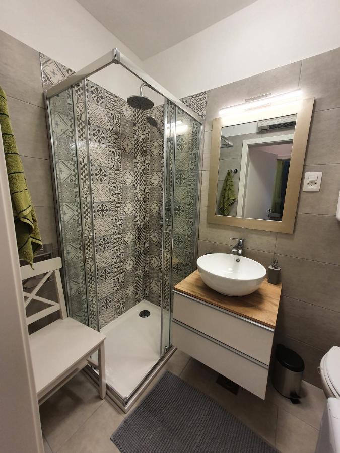 Studio Apartman Fredi Apartment Opatija Bagian luar foto